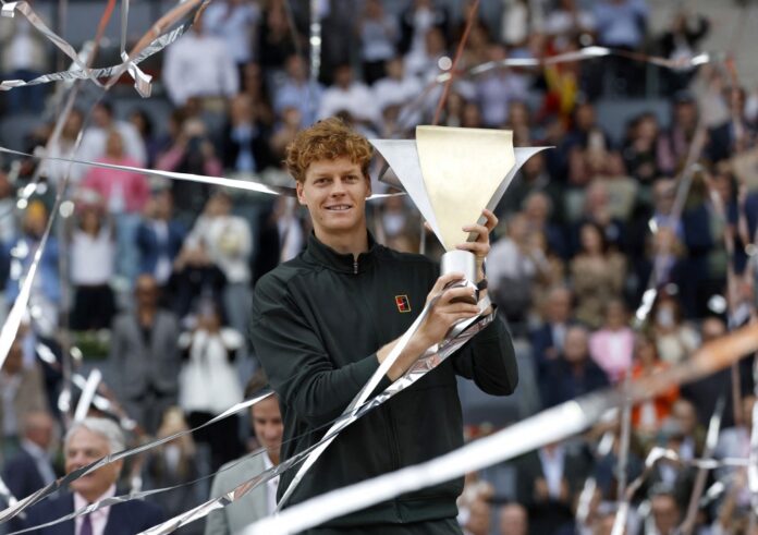 Jannik Sinner holding trophy at Madrid Masters 2026