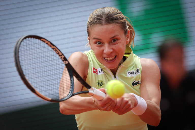 Maja Chwalinska Profile — The Qualifier Who Reached the Roland Garros Final