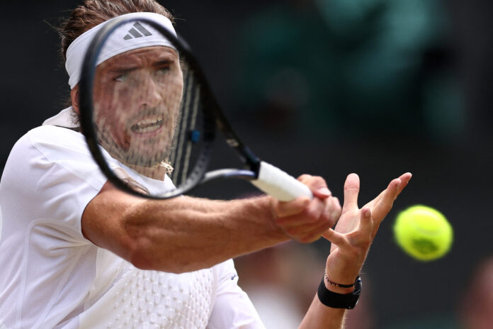 Alexander Zverev celebrates on Centre Court after beating Arthur Fery to reach the 2026 Wimbledon final.