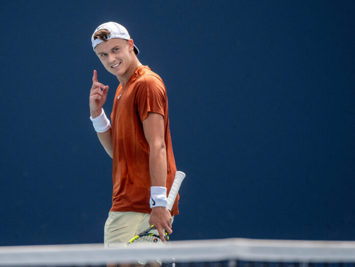 Casper Rune after winning a point at the Miami Open