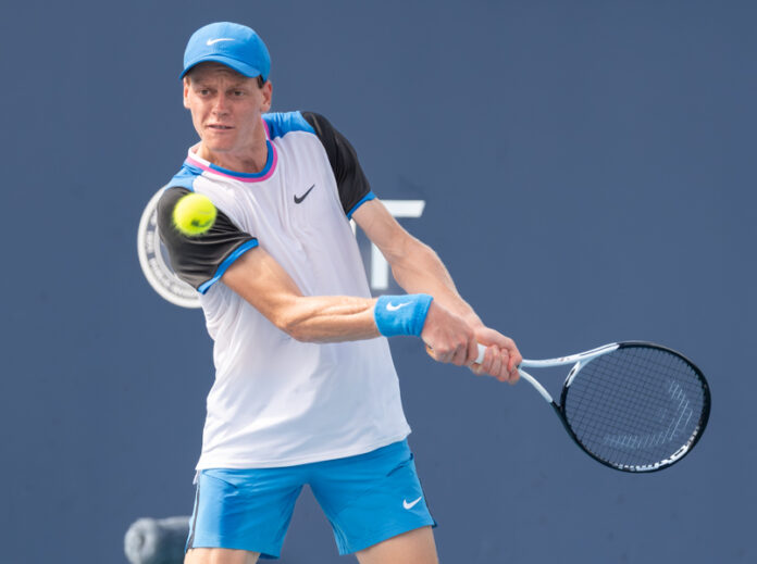 Jannik Sinner about to hit a return at the Miami Open