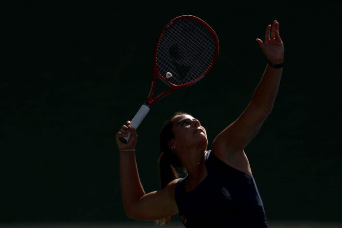 Emma Navarro of the United States serves